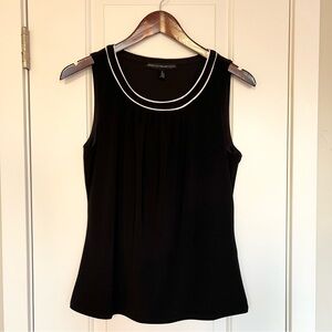 White House Black Market black sleeveless top White piping Size S Minimalist